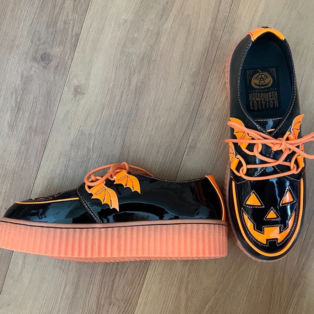 Strange Cult Halloween Black and Orange Creepers - Picture 2 of 5